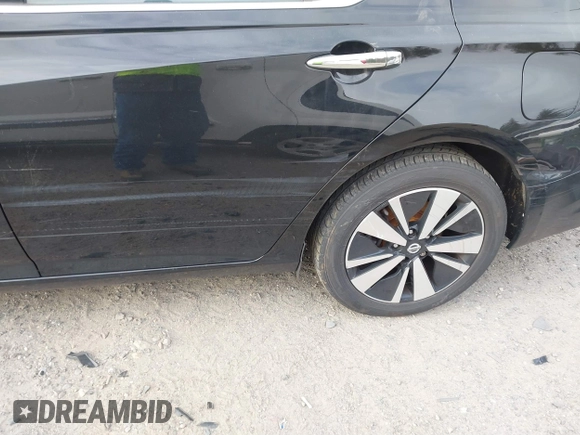 2019 Nissan Altima SL with VIN 1N4BL4EW2KC208389, listed as a IAAI auction lot 41263246 with 51,329 mi miles and . Bid and sale history available at carsss.com. Image 21.