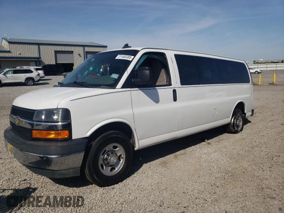2017 Chevrolet Express Passenger LT z VIN 1GAZGPFG0H1339243, wystawiony jako Copart lot #51465385 z przebiegiem 116 263 mil mil oraz Szkoda całkowita • Salvage title. Historia ofert i sprzedaży dostępna na DreamBid. Obrazek 1.