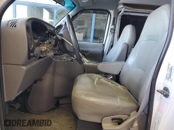 2001 Ford Econoline Cargo with VIN 1FTRE14291HA69623, listed as a Copart auction lot 50031845 with 103,169 mi miles and Salvage Title. Bid and sale history available at carsss.com. Image 7.