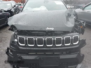 2023 Jeep Compass Limited with VIN 3C4NJDCN8PT512863, listed as a IAAI auction lot 41197075 with 29,216 mi miles and . Bid and sale history available at DreamBid. Image 13.