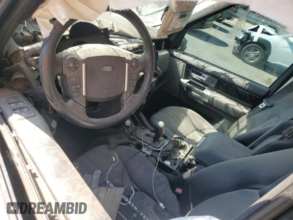 2011 Land Rover LR4 HSE with VIN SALAG2D48BA571623, listed as a Copart auction lot 53953265 with Not Provided miles and Non Repairable. Bid and sale history available at DreamBid. Image 8.