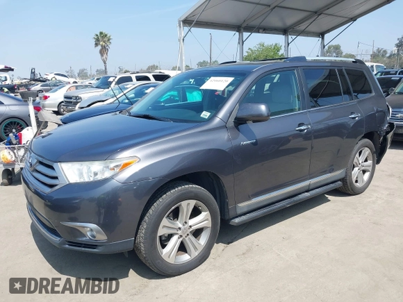 2013 Toyota Highlander Limited with VIN 5TDYK3EH2DS115747, listed as a IAAI auction lot 42460120 with 149,479 mi miles and . Bid and sale history available at DreamBid. Image 17.