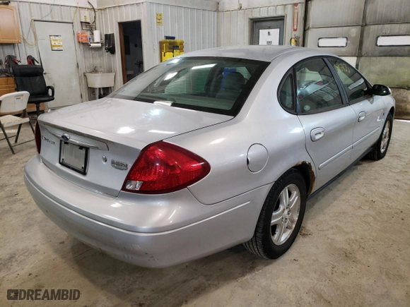 2002 Ford Taurus SEL with VIN 1FAFP56S72A110090, listed as a Copart auction lot 68754752 with 166,011 mi miles and Non Repairable. Bid and sale history available at carsss.com. Image 4.