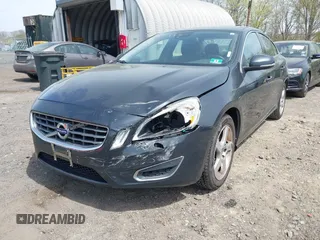 2012 Volvo S60 T5 z VIN YV1622FS4C2144565, wystawiony jako IAAI lot #42114176 z przebiegiem 143 788 mil mil oraz . Historia ofert i sprzedaży dostępna na DreamBid. Obrazek 6.