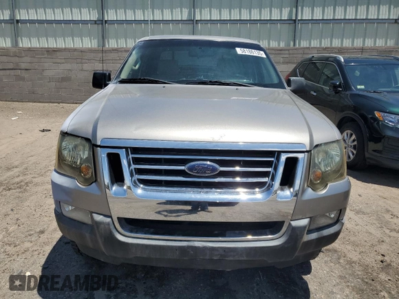 2008 Ford Explorer Sport Trac XLT z VIN 1FMEU51E08UA59941, wystawiony jako Copart lot #58186135 z przebiegiem 142 887 mil mil oraz Szkoda całkowita • Salvage title. Historia ofert i sprzedaży dostępna na DreamBid. Obrazek 5.