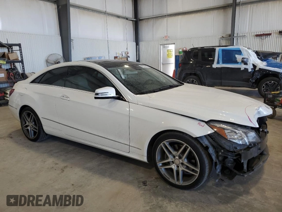 2014 Mercedes-Benz E-Class E 350 with VIN WDDKJ8JB5EF261011, listed as a Copart auction lot 47010935 with 101,688 mi miles and Salvage Title. Bid and sale history available at carsss.com. Image 4.