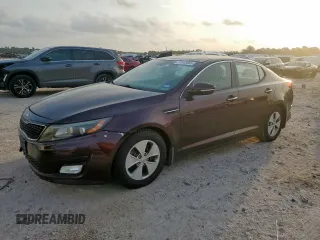 2015 Kia Optima LX z VIN 5XXGM4A72FG493693, wystawiony jako Copart lot #57645065 z przebiegiem 99 769 mil mil oraz Czysty tytuł • Clean title. Historia ofert i sprzedaży dostępna na DreamBid. Obrazek 1.