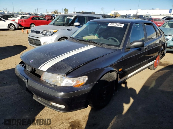 1999 Saab 9-3 z VIN YS3DD55N7X2004111, wystawiony jako Copart lot #73217004 z przebiegiem 211 071 mil mil oraz Nie do naprawy • Non repairable. Historia ofert i sprzedaży dostępna na DreamBid. Obrazek 1.