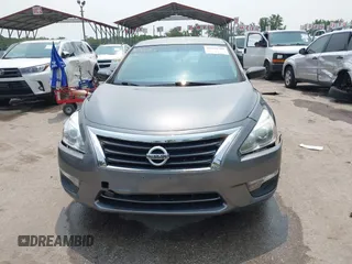 2015 Nissan Altima S z VIN 1N4AL3AP7FC217910, wystawiony jako IAAI lot #42394703 z przebiegiem 100 411 mil mil oraz . Historia ofert i sprzedaży dostępna na DreamBid. Obrazek 12.