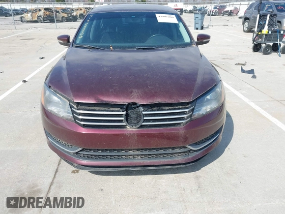 2012 Volkswagen Passat SE z VIN 1VWBH7A31CC076037, wystawiony jako IAAI lot #41905200 z przebiegiem 141 809 mil mil oraz . Historia ofert i sprzedaży dostępna na DreamBid. Obrazek 6.