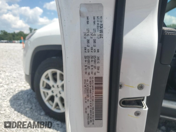 2017 Jeep Cherokee Latitude with VIN 1C4PJMCB6HD215855, listed as a Copart auction lot 63492755 with 155,936 mi miles and Clean title. Bid and sale history available at DreamBid. Image 13.