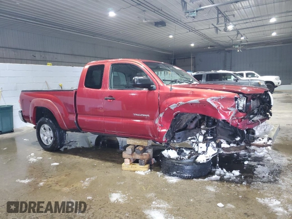 2006 Toyota Tacoma with VIN 5TEUU42N46Z165435, listed as a Copart auction lot 44978715 with 252,992 mi miles and Salvage Title. Bid and sale history available at carsss.com. Image 4.