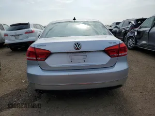 2015 Volkswagen Passat SEL Premium z VIN 1VWCS7A3XFC043208, wystawiony jako Copart lot #54766115 z przebiegiem 192 773 mil mil oraz Szkoda całkowita • Salvage title. Historia ofert i sprzedaży dostępna na DreamBid. Obrazek 6.