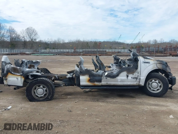 2015 Ford F-150 XLT with VIN 1FTFX1EF1FKE66882, listed as a IAAI auction lot 41540711 with 1 mi miles. Bid and sale history available at carsss.com. Image 12.