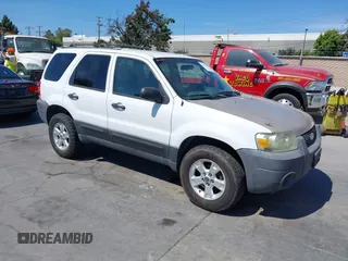 2005 Ford Escape XLT with VIN 1FMCU03195KA67225, listed as a IAAI auction lot 42614934 with 223,473 mi miles and . Bid and sale history available at DreamBid. Image 1.