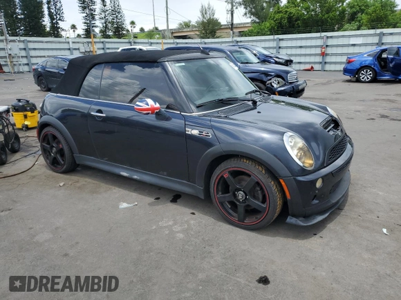 2007 MINI Convertible S with VIN WMWRH33597TJ43818, listed as a Copart auction lot 64623075 with 104,889 mi miles and Clean title. Bid and sale history available at DreamBid. Image 4.
