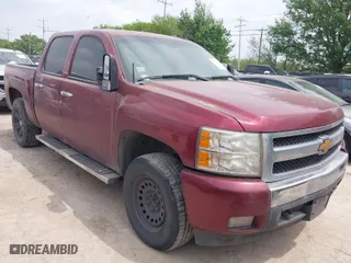 2008 Chevrolet Silverado 1500 LTZ with VIN 3GCEC13J98G219926, listed as a IAAI auction lot 41902818 with 195,654 mi miles. Bid and sale history available at carsss.com. Image 1.