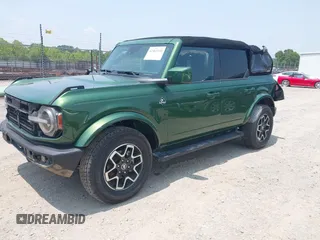 2024 Ford Bronco Outer Banks z VIN 1FMEE8BPXRLA06492, wystawiony jako IAAI lot #42365356 z przebiegiem 17 565 mil mil oraz . Historia ofert i sprzedaży dostępna na DreamBid. Obrazek 17.