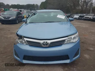 2012 Toyota Camry L with VIN 4T1BF1FK7CU598263, listed as a IAAI auction lot 41475685 with 192,406 mi miles. Bid and sale history available at carsss.com. Image 12.