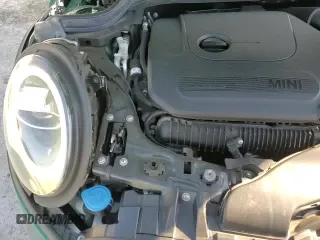 2020 MINI Hardtop Cooper S z VIN WMWXR5C03L2M54424, wystawiony jako Copart lot #85935915 z przebiegiem 38 830 mil mil oraz Czysty tytuł • Clean title. Historia ofert i sprzedaży dostępna na DreamBid. Obrazek 13.