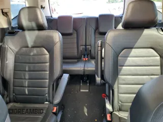 2021 Volkswagen Atlas SEL Premium R-Line with VIN 1V2FR2CA5MC537286, listed as a Copart auction lot 61811244 with 76,269 mi miles and Salvage title. Bid and sale history available at DreamBid. Image 10.