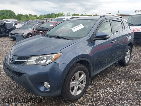2013 Toyota RAV4 XLE with VIN JTMRFREV3DD038061, listed as a IAAI auction lot 42129300 with 79,064 mi miles and . Bid and sale history available at DreamBid. Image 18.
