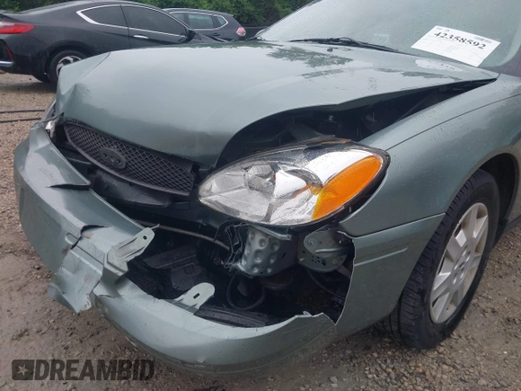 2005 Ford Taurus SE с VIN 1FAFP53U15A175267, выставлен на аукционе IAAI как лот 42358592 с пробегом 78 494 миль миль и . История ставок и продаж доступна на DreamBid. Изображение 6.