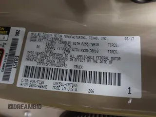 2017 Toyota Tundra SR5 z VIN 5TFRY5F18HX222592, wystawiony jako IAAI lot #42213820 z przebiegiem 204 876 mil mil oraz . Historia ofert i sprzedaży dostępna na DreamBid. Obrazek 9.