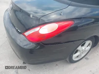 2005 Toyota Solara SE z VIN 4T1FA38P05U063511, wystawiony jako IAAI lot #42310456 z przebiegiem 157 145 mil mil oraz . Historia ofert i sprzedaży dostępna na DreamBid. Obrazek 14.