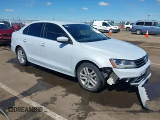 2017 Volkswagen Jetta S с VIN 3VW2B7AJ8HM368998, выставлен на аукционе IAAI как лот 41949413 с пробегом 114 694 миль миль и . История ставок и продаж доступна на DreamBid. Изображение 1.