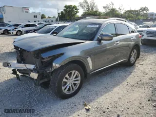 2017 Infiniti QX70 with VIN JN8CS1MW0HM411502, listed as a Copart auction lot 61092504 with 43,814 mi miles and Salvage Title. Bid and sale history available at carsss.com. Image 1.