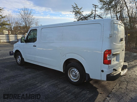 2017 Nissan NV Cargo S z VIN 1N6BF0KM2HN803511, wystawiony jako Copart lot #86592964 z przebiegiem 120 174 mil mil oraz Czysty tytuł • Clean title. Historia ofert i sprzedaży dostępna na DreamBid. Obrazek 2.