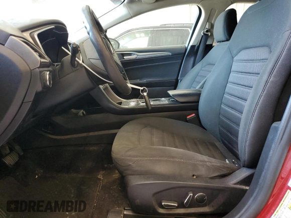 2020 Ford Fusion SE z VIN 3FA6P0LU3LR144513, wystawiony jako Copart lot #62904305 z przebiegiem 160 372 mil mil oraz Szkoda całkowita • Salvage title. Historia ofert i sprzedaży dostępna na DreamBid. Obrazek 7.