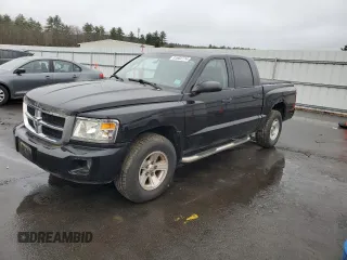 2008 Dodge Dakota SLT z VIN 1D7HW48N98S523242, wystawiony jako Copart lot #81602774 z przebiegiem 94 252 mil mil oraz Czysty tytuł • Clean title. Historia ofert i sprzedaży dostępna na DreamBid. Obrazek 1.