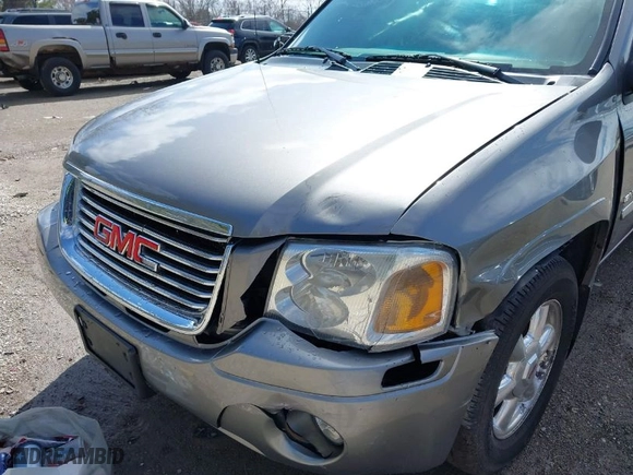 2006 GMC Envoy SLE with VIN 1GKDT13S762336273, listed as a IAAI auction lot 41887848 with 225,535 mi miles. Bid and sale history available at carsss.com. Image 6.