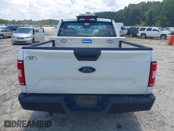 2018 Ford F-150 XL z VIN 1FTMF1CB6JFD18318, wystawiony jako IAAI lot #42637066 z przebiegiem 167 834 mil mil oraz . Historia ofert i sprzedaży dostępna na DreamBid. Obrazek 16.
