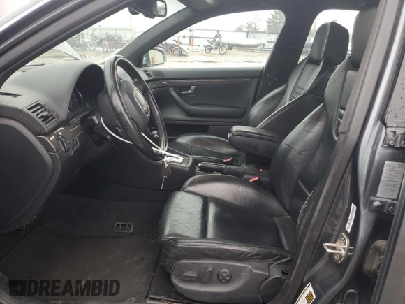 2006 Audi S4 z VIN WAUGL78E06A180465, wystawiony jako Copart lot #86001884 z przebiegiem 180 609 mil mil oraz Szkody całkowita. Historia ofert i sprzedaży dostępna na DreamBid. Obrazek 7.