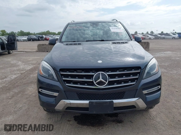 2014 Mercedes-Benz M 350 with VIN 4JGDA2EBXEA276400, listed as a IAAI auction lot 42430364 with 209,150 mi miles and . Bid and sale history available at DreamBid. Image 12.