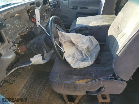 1996 Dodge Ram 1500 with VIN 3B7HC13Y8TG137270, listed as a Copart auction lot 42007315 with 239,802 mi miles and Salvage Title. Bid and sale history available at carsss.com. Image 7.