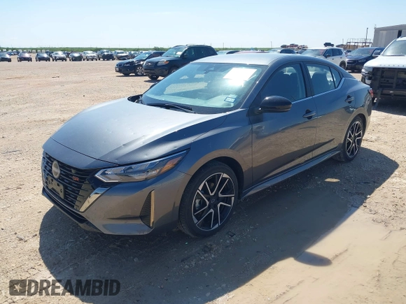 2025 Nissan Sentra SR z VIN 3N1AB8DV8SY309598, wystawiony jako IAAI lot #42460527 z przebiegiem 3 690 mil mil oraz . Historia ofert i sprzedaży dostępna na DreamBid. Obrazek 17.
