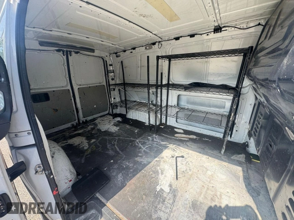 2017 Mercedes-Benz Metris Cargo z VIN WD3PG2EAXH3283888, wystawiony jako Copart lot #66764295 z przebiegiem 82 230 mil mil oraz Czysty tytuł • Clean title. Historia ofert i sprzedaży dostępna na DreamBid. Obrazek 6.