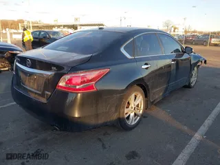 2013 Nissan Altima 2.5 SL with VIN 1N4AL3AP5DC246223, listed as a IAAI auction lot 41351155 with 139,298 mi miles. Bid and sale history available at carsss.com. Image 4.