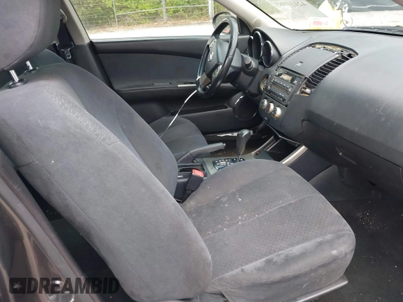 2006 Nissan Altima 2.5 with VIN 1N4AL11D36N438810, listed as a IAAI auction lot 42130583 with 131,742 mi miles and . Bid and sale history available at DreamBid. Image 5.