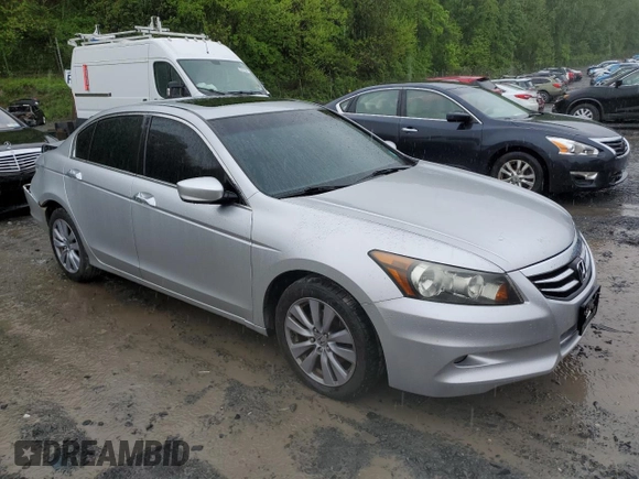 2011 Honda Accord EX z VIN 1HGCP3F71BA000716, wystawiony jako Copart lot #56414415 z przebiegiem 173 487 mil mil oraz Szkoda całkowita • Salvage title. Historia ofert i sprzedaży dostępna na DreamBid. Obrazek 4.