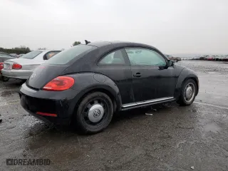 2012 Volkswagen Beetle 2.5L w/Sun/Sound/Nav PZEV with VIN 3VWJP7AT3CM642390, listed as a Copart auction lot 83999924 with 103,884 mi miles and Salvage Title. Bid and sale history available at carsss.com. Image 3.