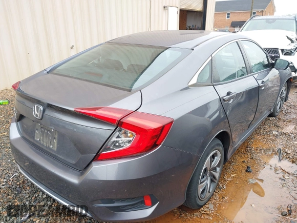 2021 Honda Civic LX с VIN 2HGFC2F6XMH556442, выставлен на аукционе IAAI как лот 42252316 с пробегом 25 375 миль миль и . История ставок и продаж доступна на DreamBid. Изображение 4.