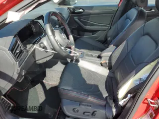 2021 Volkswagen Jetta GLI S z VIN 3VW6T7BU5MM069180, wystawiony jako Copart lot #51386745 z przebiegiem 25 392 mil mil oraz Szkoda całkowita • Salvage title. Historia ofert i sprzedaży dostępna na DreamBid. Obrazek 7.