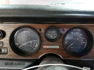 1981 Pontiac Firebird z VIN 1G2AS87A4BN117926, wystawiony jako Copart lot #49288185 z przebiegiem 54 759 mil mil oraz Tytuł czysty. Historia ofert i sprzedaży dostępna na DreamBid. Obrazek 9.