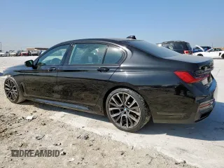 2022 BMW 7 Series 740i with VIN WBA7T2C01NCK41405, listed as a Copart auction lot 50586975 with 45,454 mi miles and Salvage Title. Bid and sale history available at carsss.com. Image 2.
