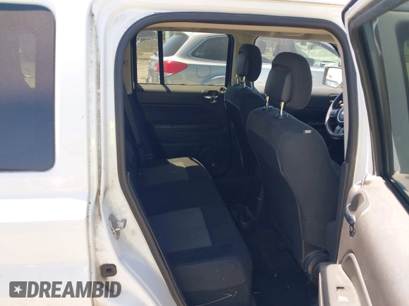 2016 Jeep Patriot Sport with VIN 1C4NJPBA8GD814997, listed as a IAAI auction lot 42708462 with 204,997 mi miles and . Bid and sale history available at DreamBid. Image 8.